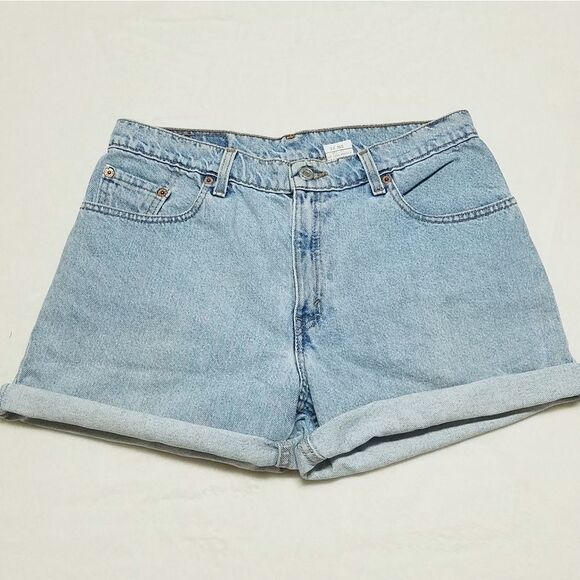 VINTAGE Levi's High Rise Wedgie Light Wash Shorts - Picture 4 of 14